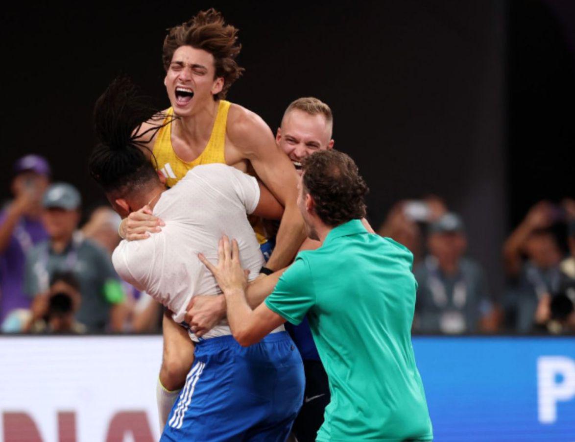 他还第, fcdaj, 破纪录奖金