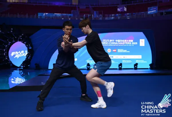 陈雨菲脚踝 陈雨菲脚踝