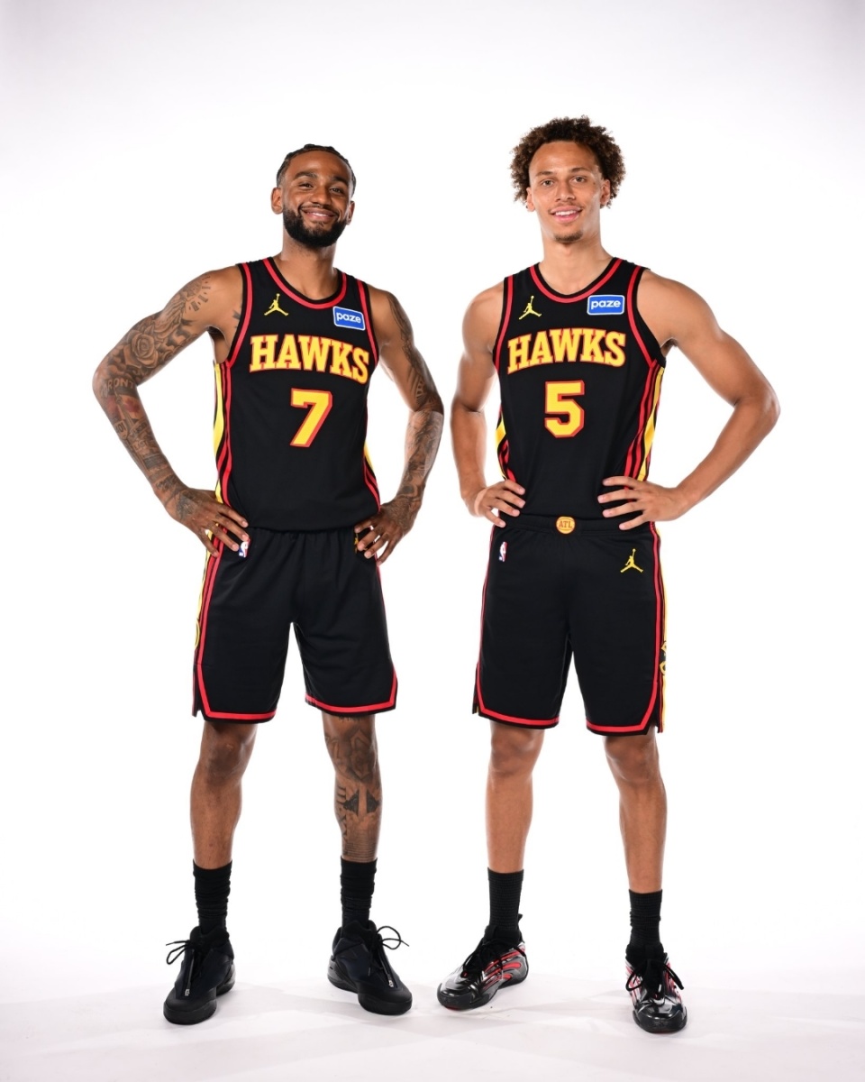 肯纳德是N, xoaM, 认为里萨谢 肯纳德是N, xoaM, 认为里萨谢